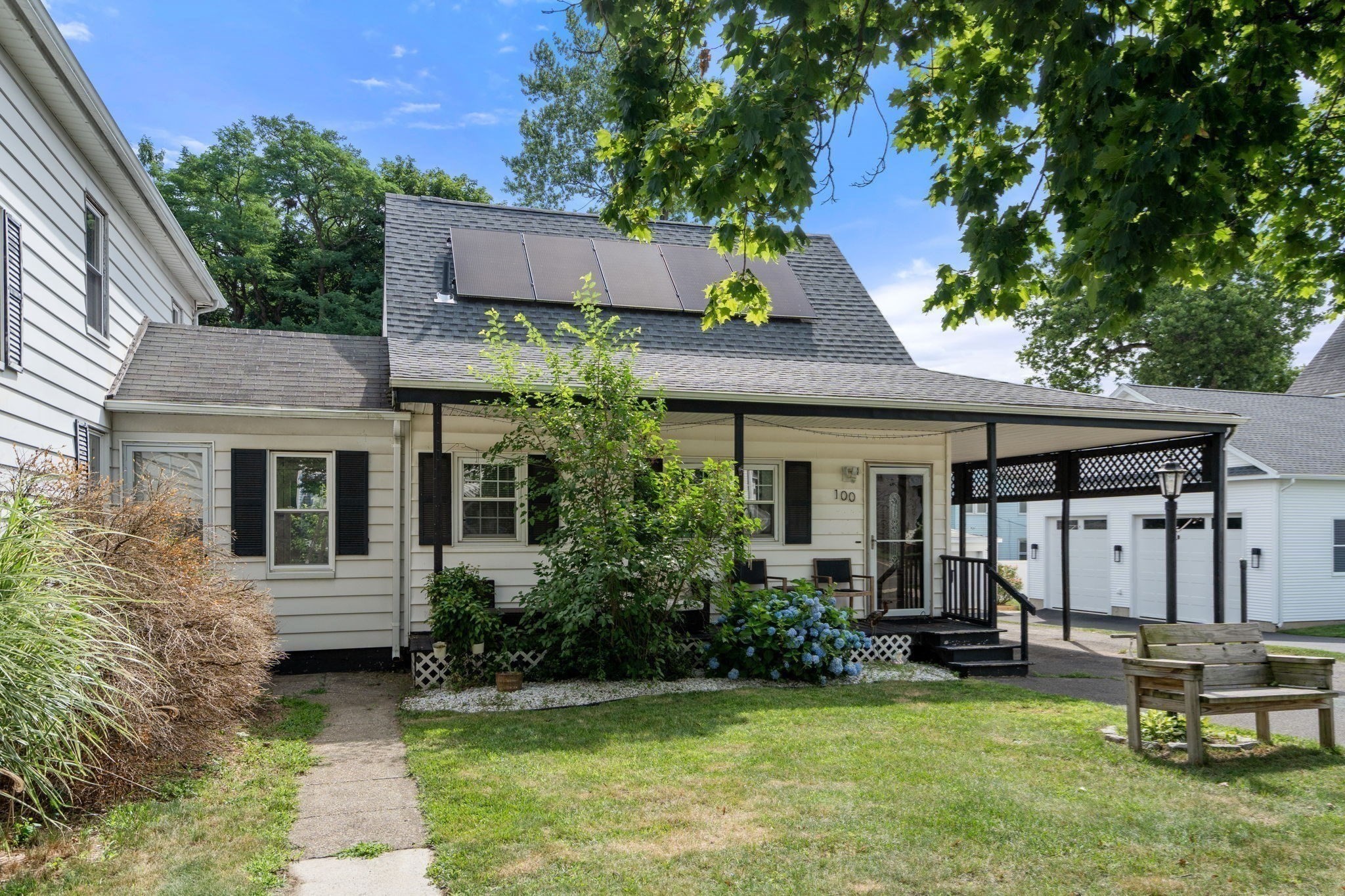 100 Chestnut Unit 100, West Springfield, MA 01089