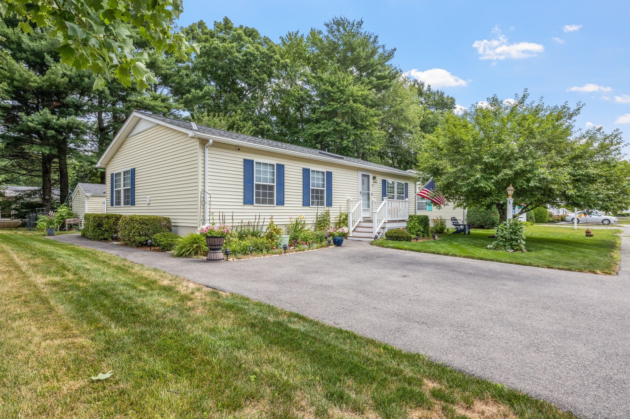 21 Trailwood Dr., Bridgewater, MA 02324