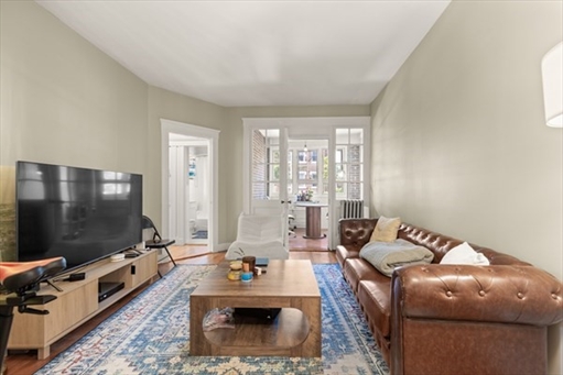 90 Bynner St, Apt 4