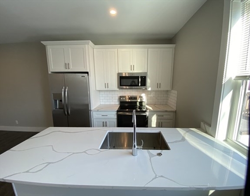 24 Norwood St, Apt 3