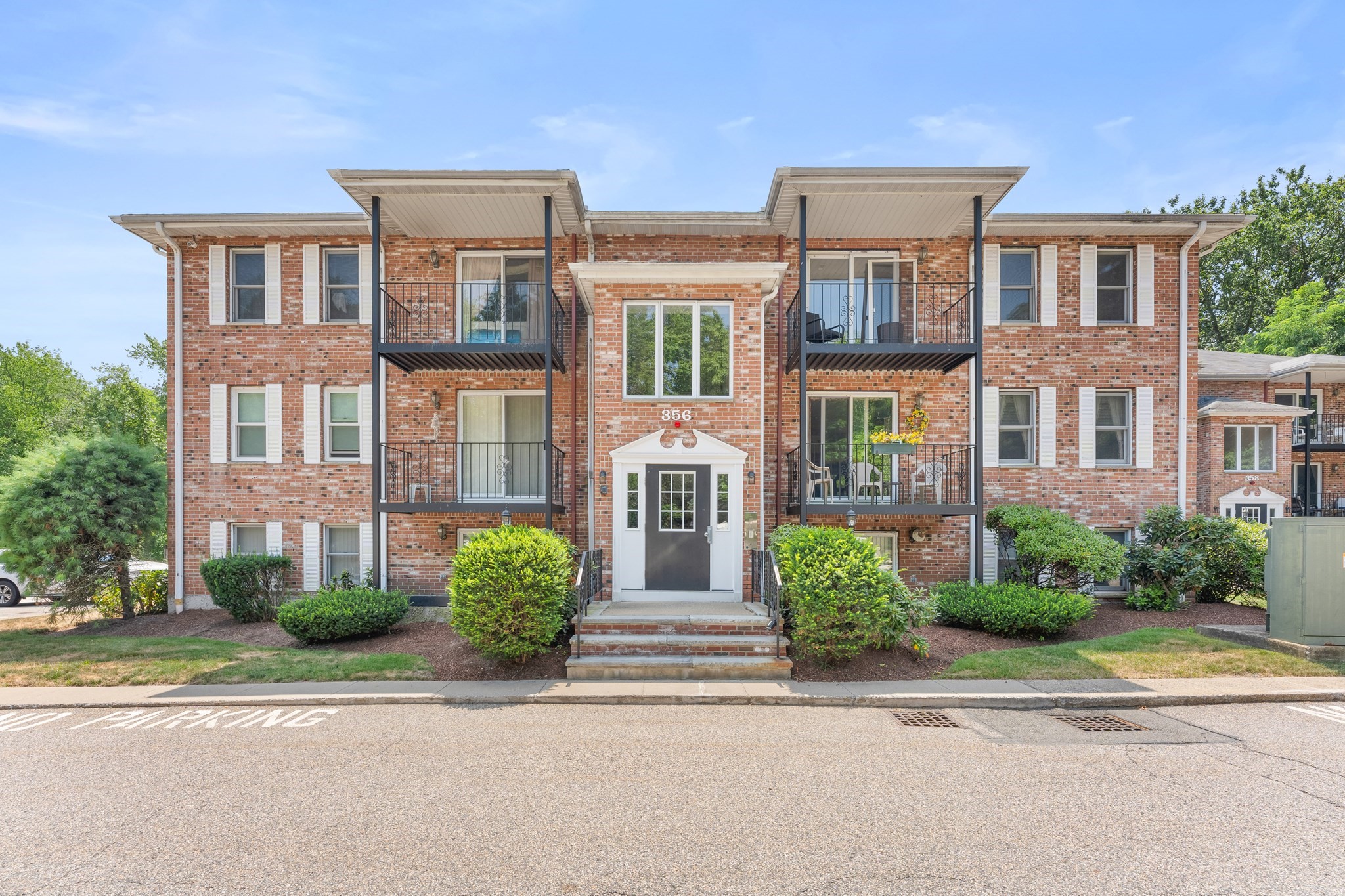 356 Neponset St Unit D, Canton, MA 02021