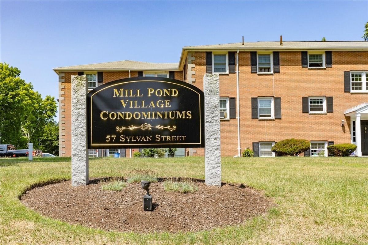 57 Sylvan St Unit 3F, Danvers, MA 01923