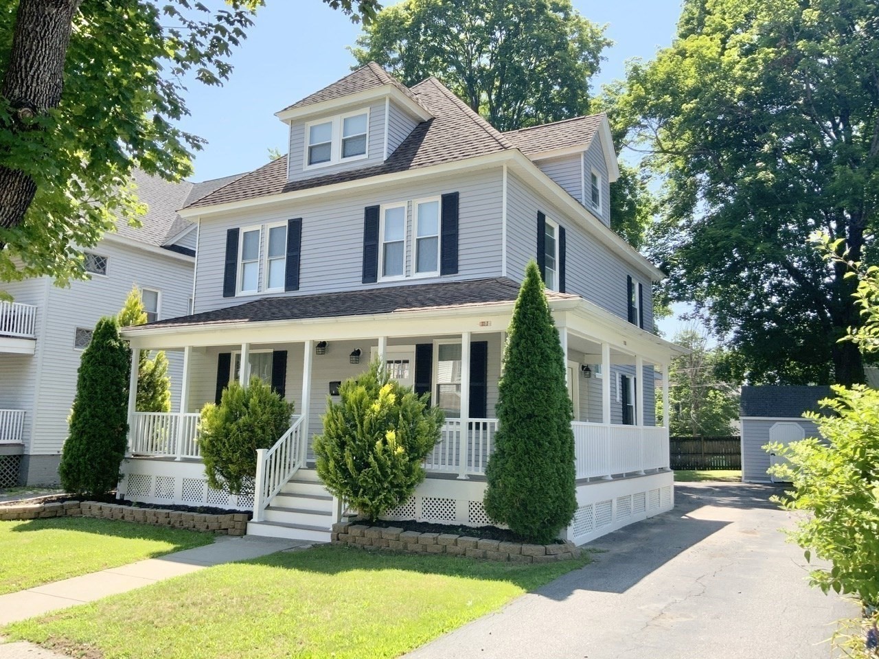 5 Ferdinand St, Worcester, MA 01603