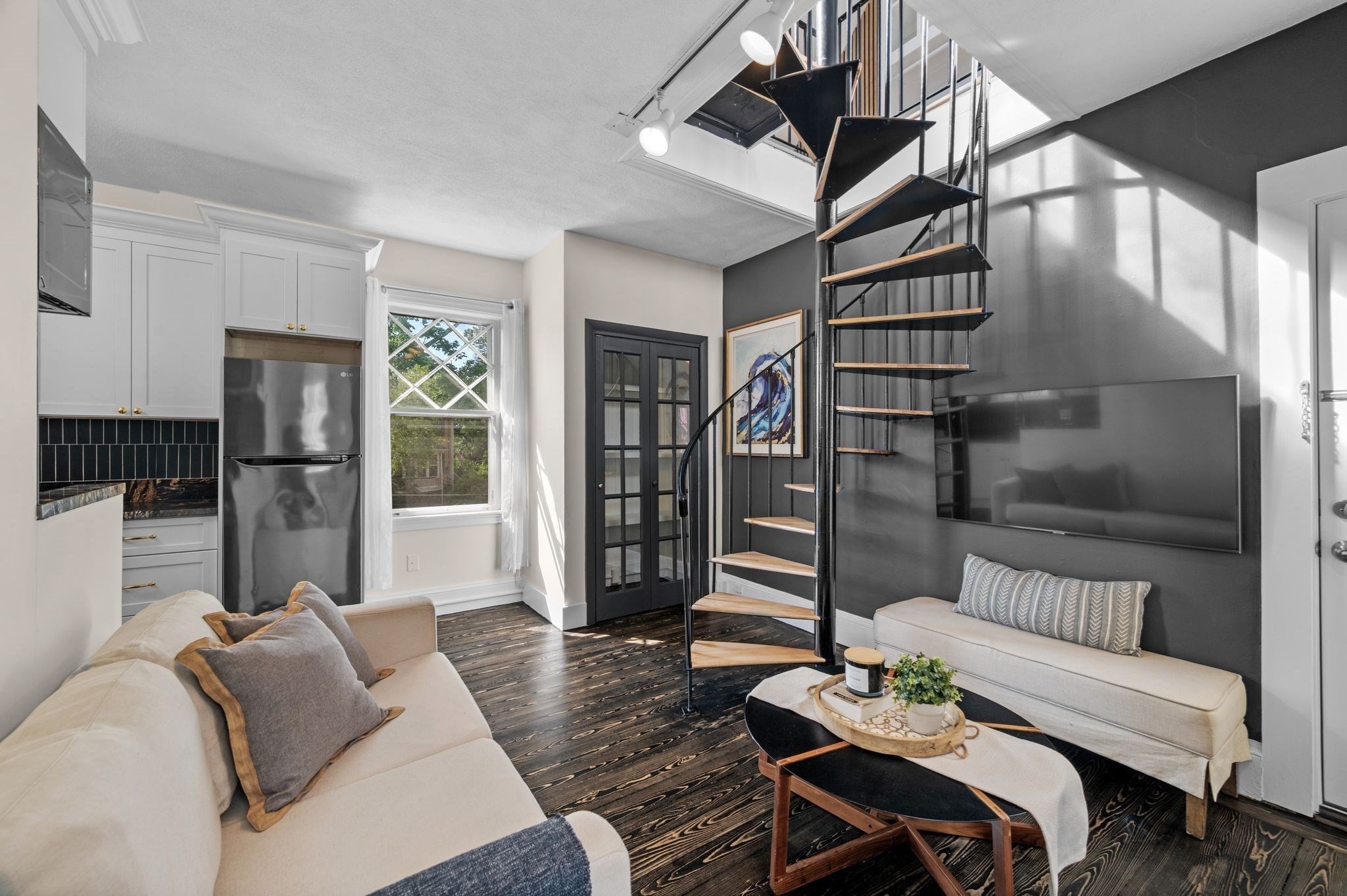 28 Columbus Ave Unit 4, Beverly, MA 01915