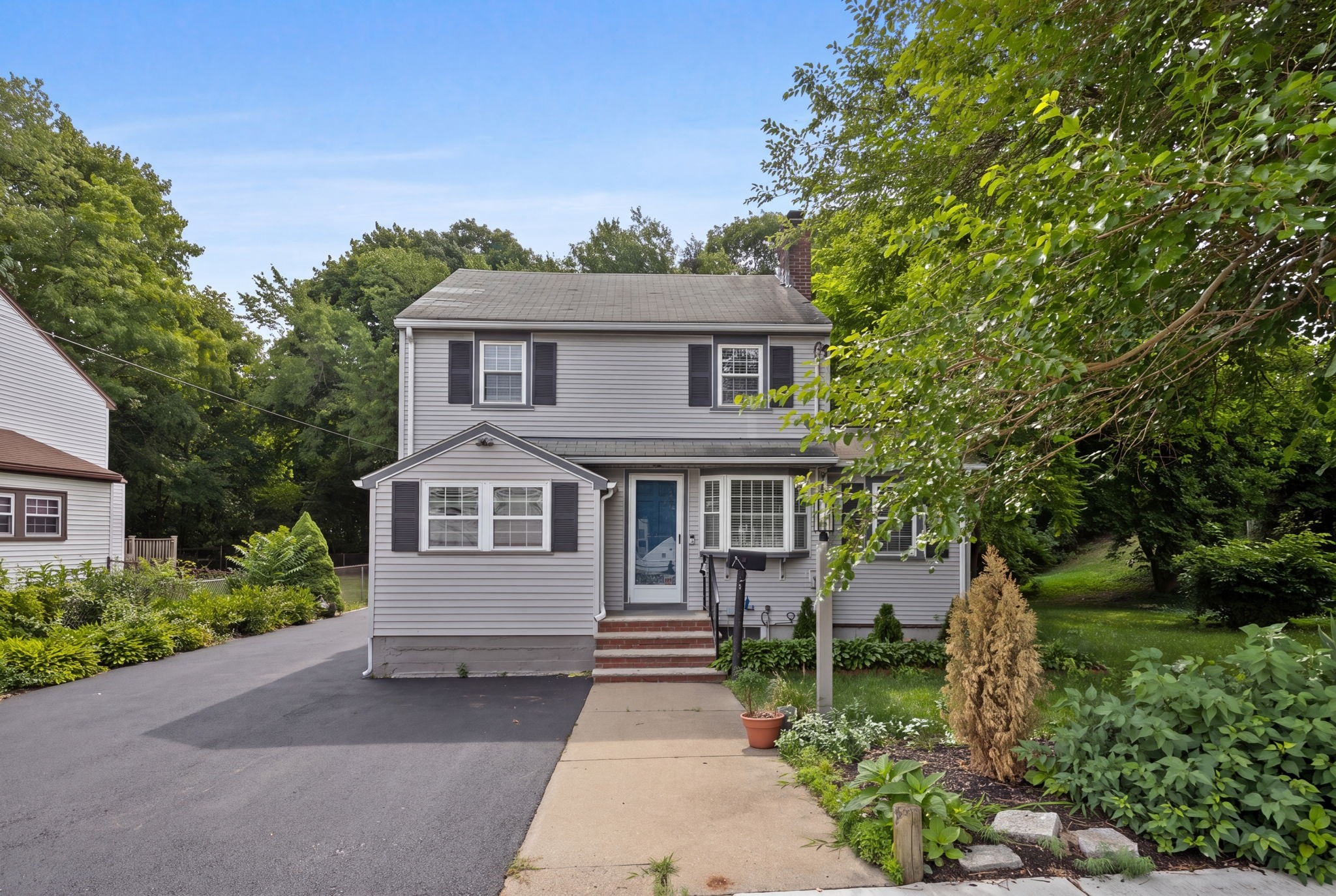 1 Gwinnett St, Hyde Park, Boston, MA 02136