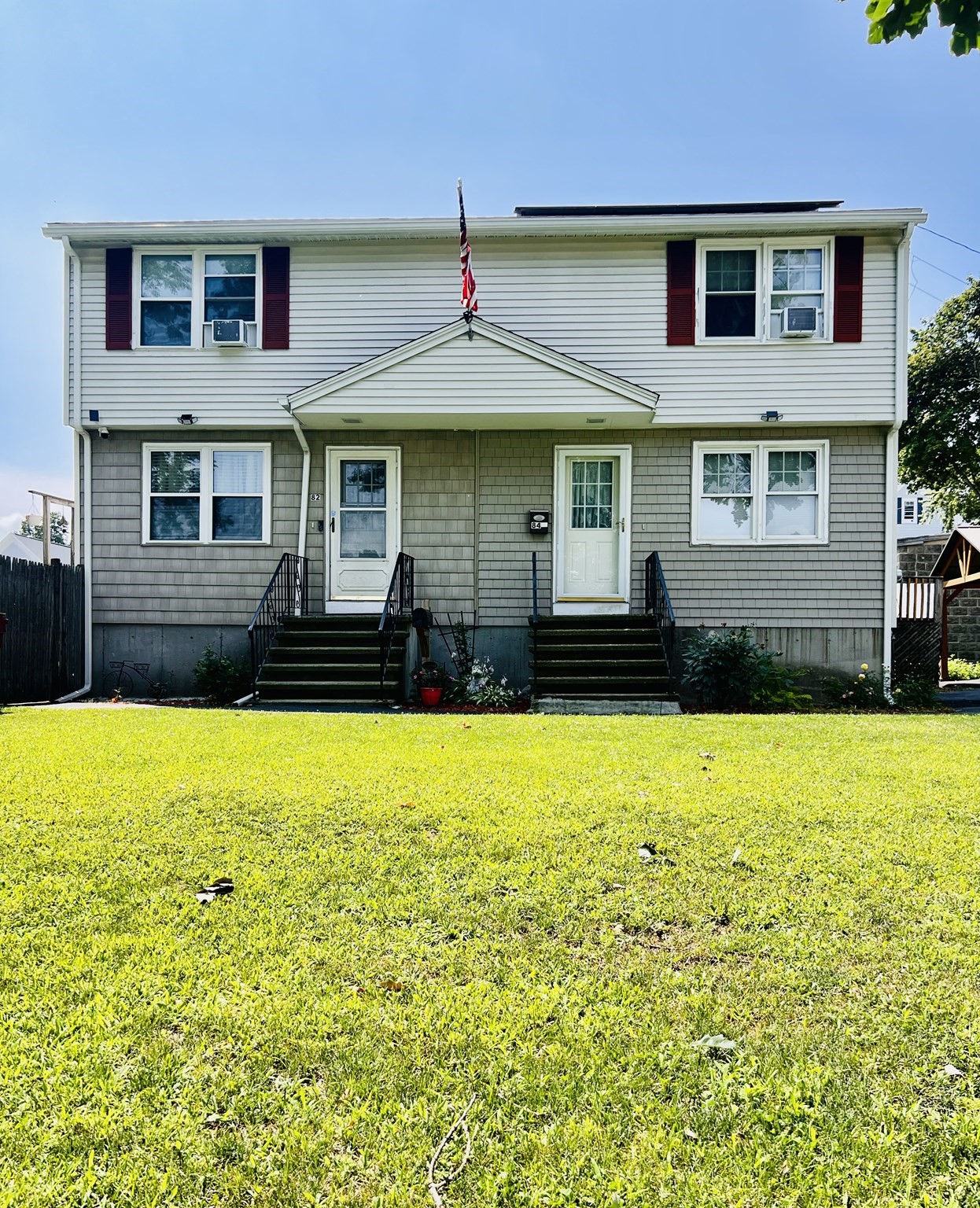 82 E St Unit B, Lowell, MA 01851