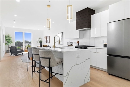 66 McGrath Highway, Apt 508