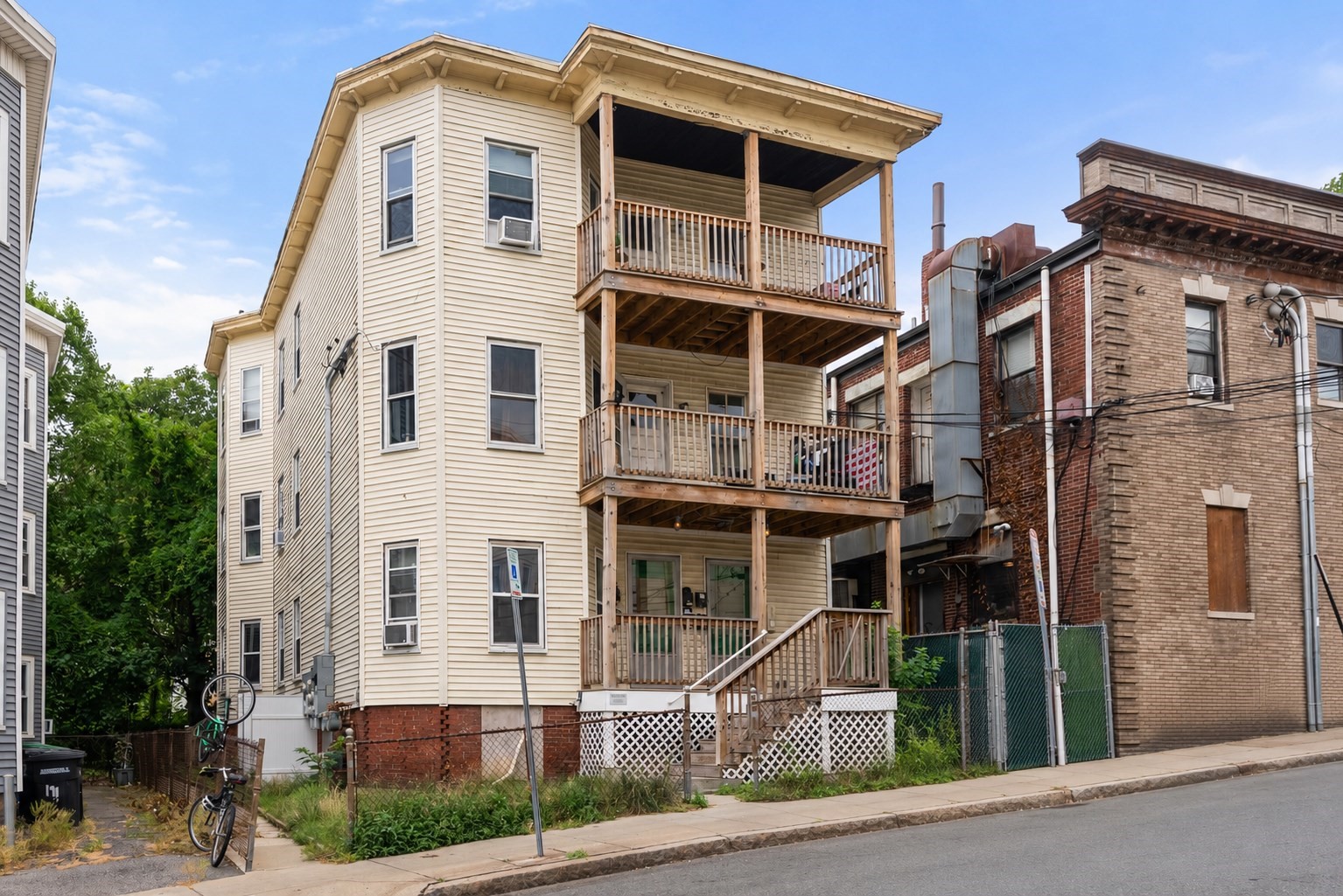 185 Lowell Street, Somerville, MA 02144