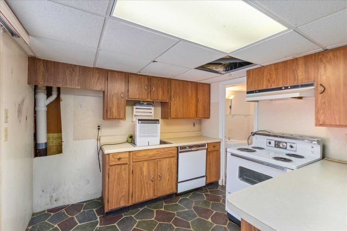 8 Luzitania Ave, Gloucester, MA 01930 - Image 20