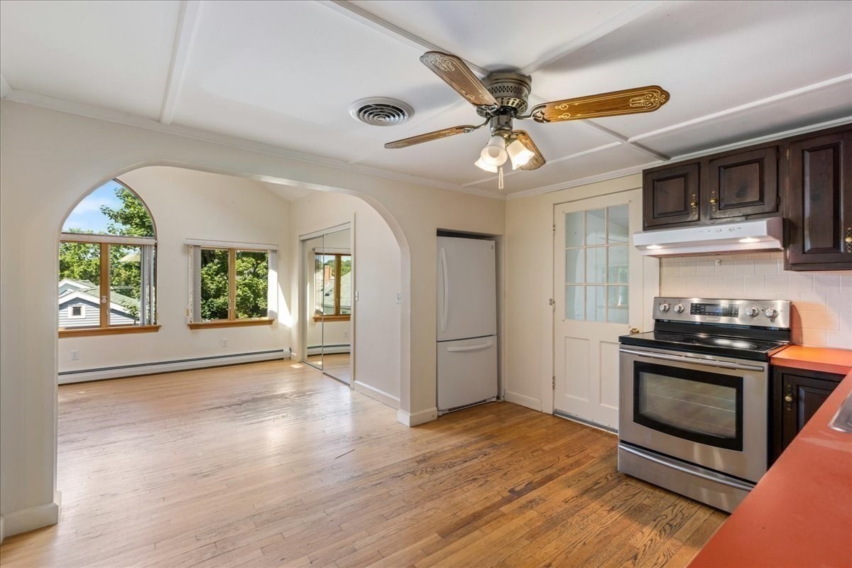 8 Luzitania Ave, Gloucester, MA 01930 - Image 9
