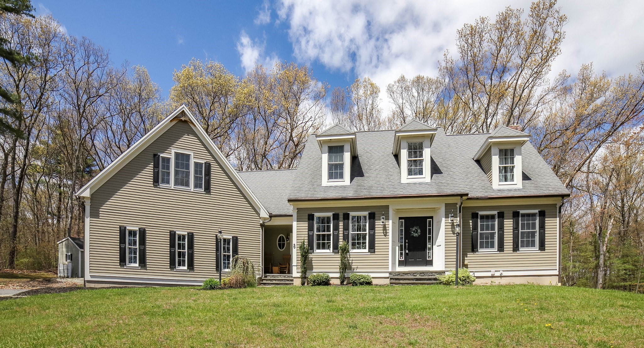 8 Alstead, Millbury, MA 01527