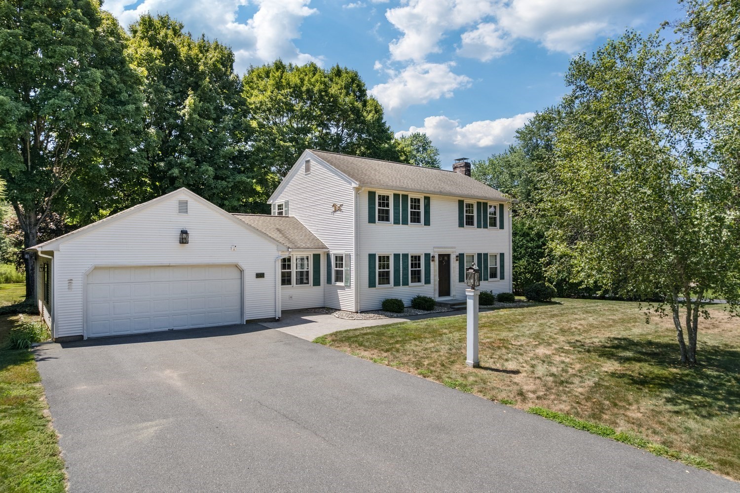 28 Pine Street, South Hadley, MA 01075