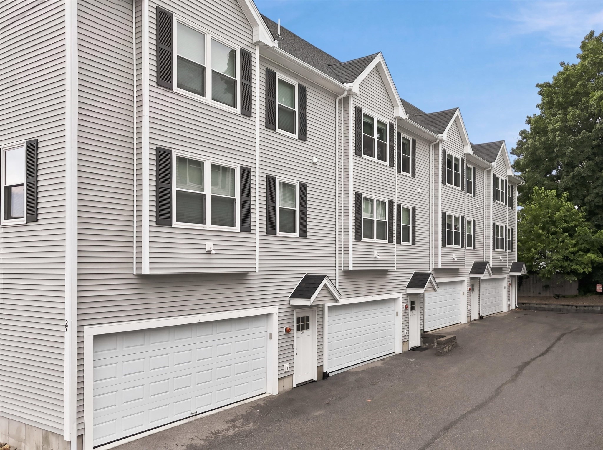 27 Orchard St Unit 27B, Haverhill, MA 01830