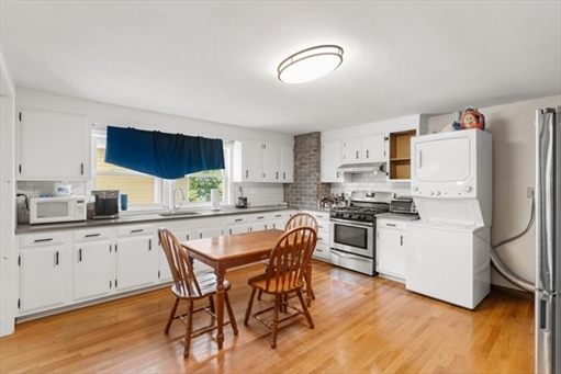 57 Newbury St., Apt 2