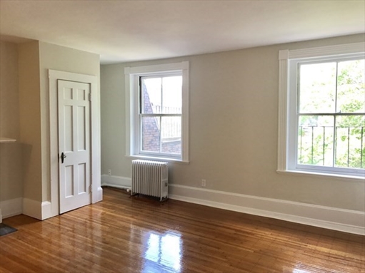 81 Mount Vernon Street, Apt 8