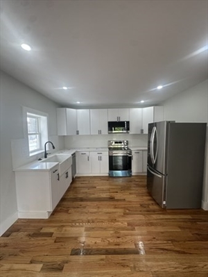 9 Wilbur, Apt 1