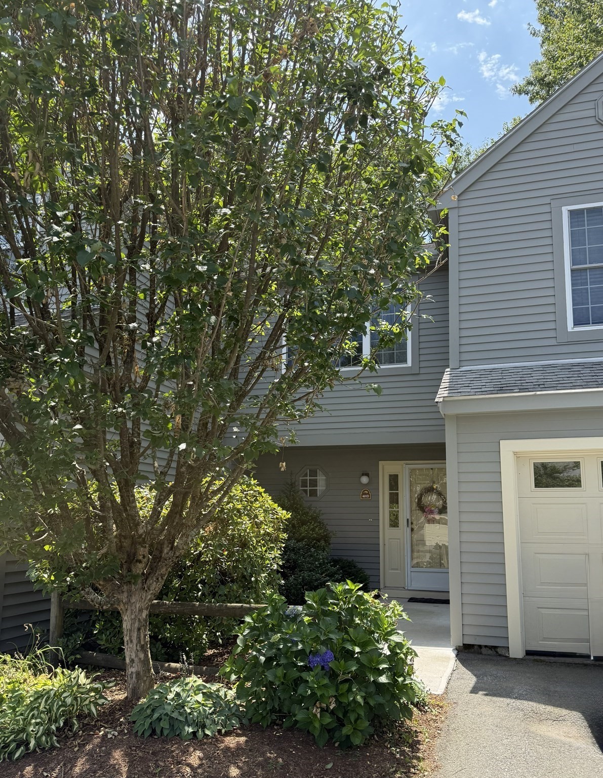 401 Ridgefield Cir Unit 401D, Clinton, MA 01510 - Image 2