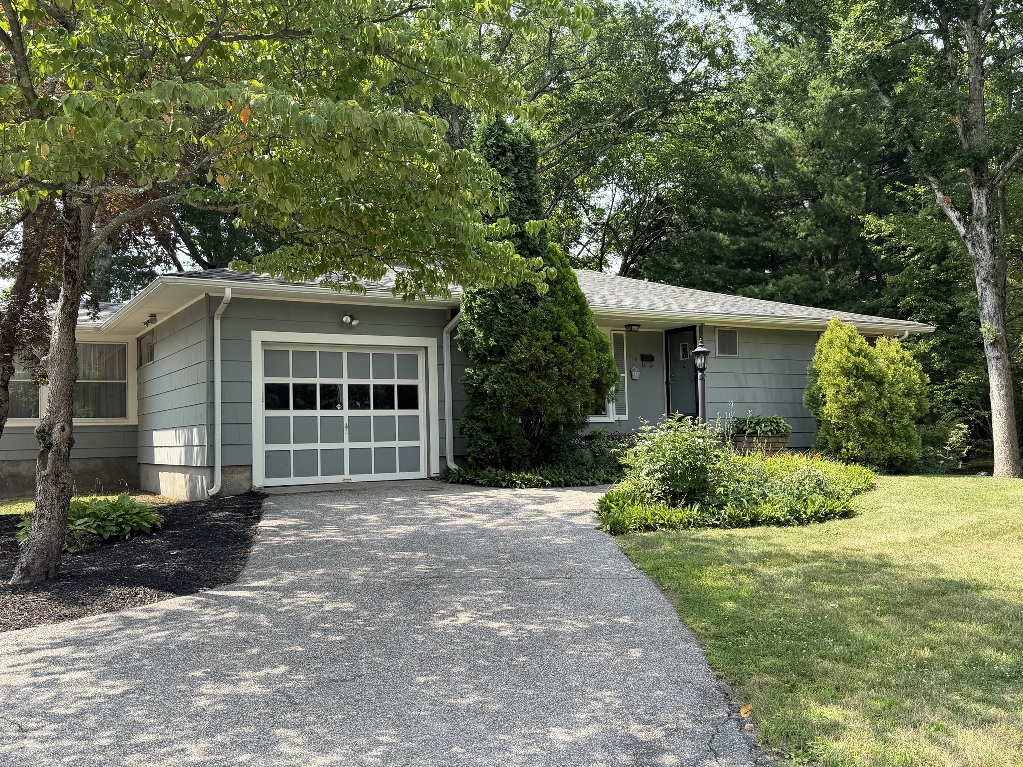 510 Thacher St, Attleboro, MA 02703