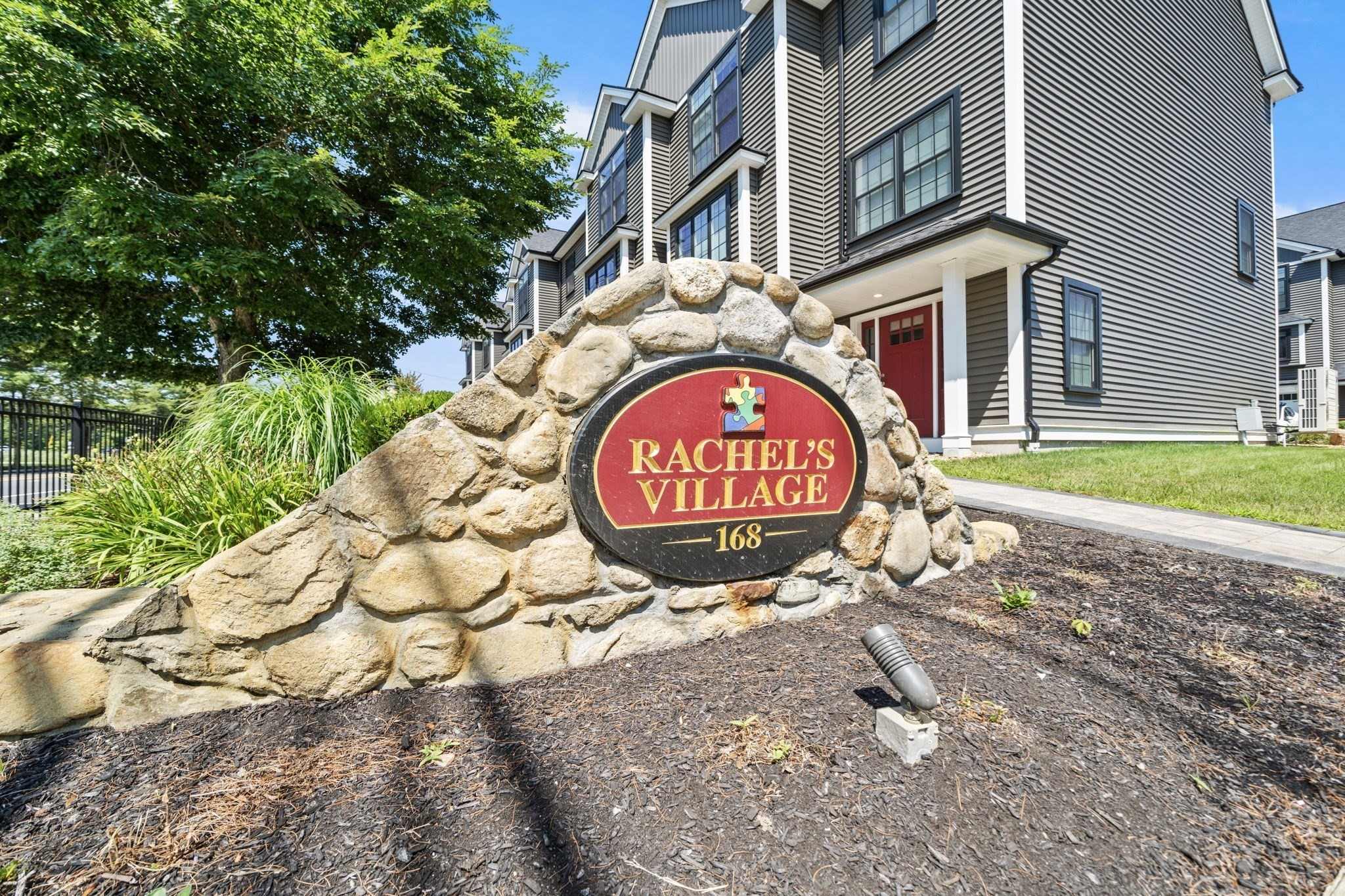 168 Lowell St Unit 1, Wilmington, MA 01887