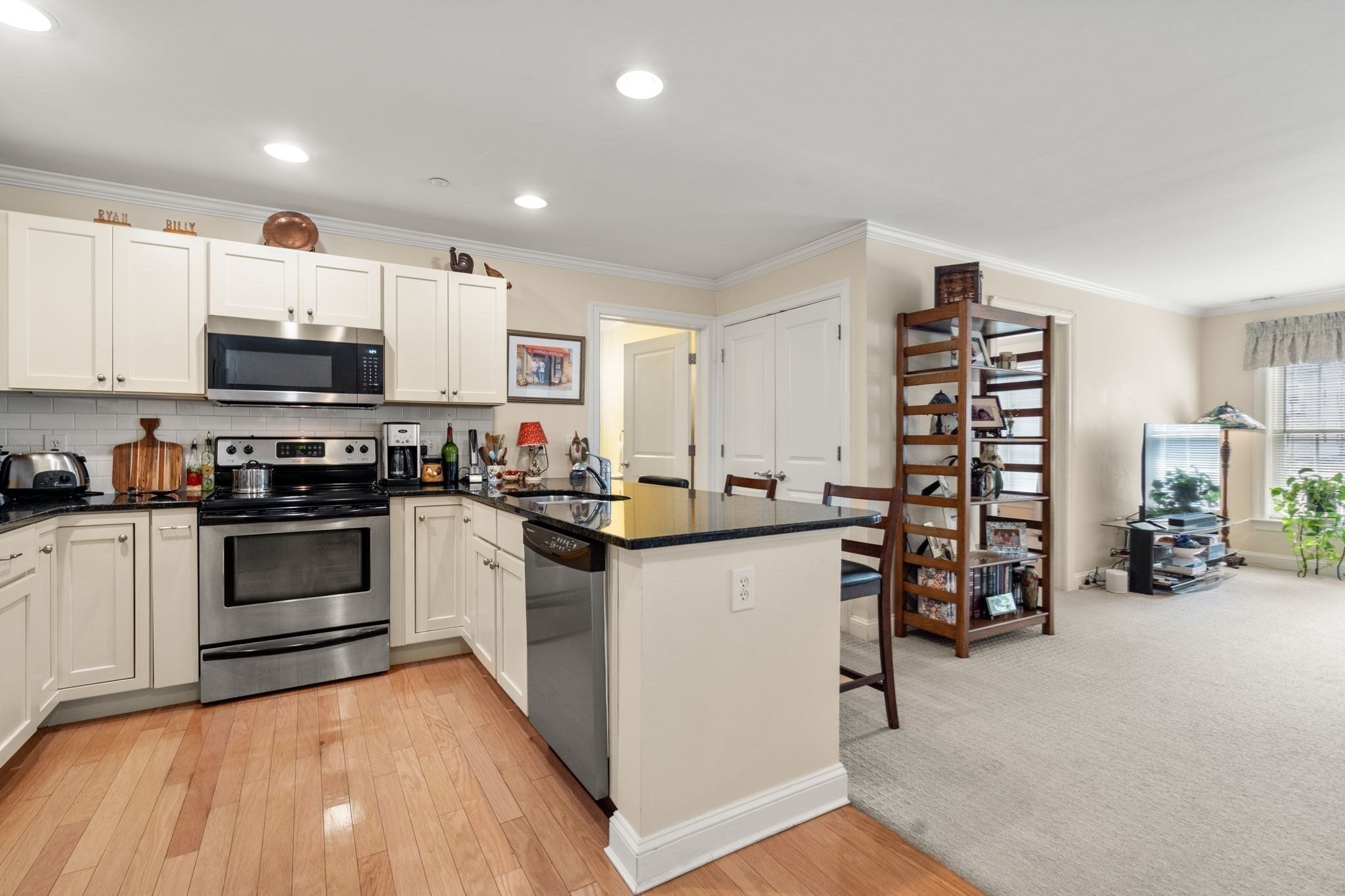 8 Crowninshield St Unit 212, Peabody, MA 01960 - Image 4