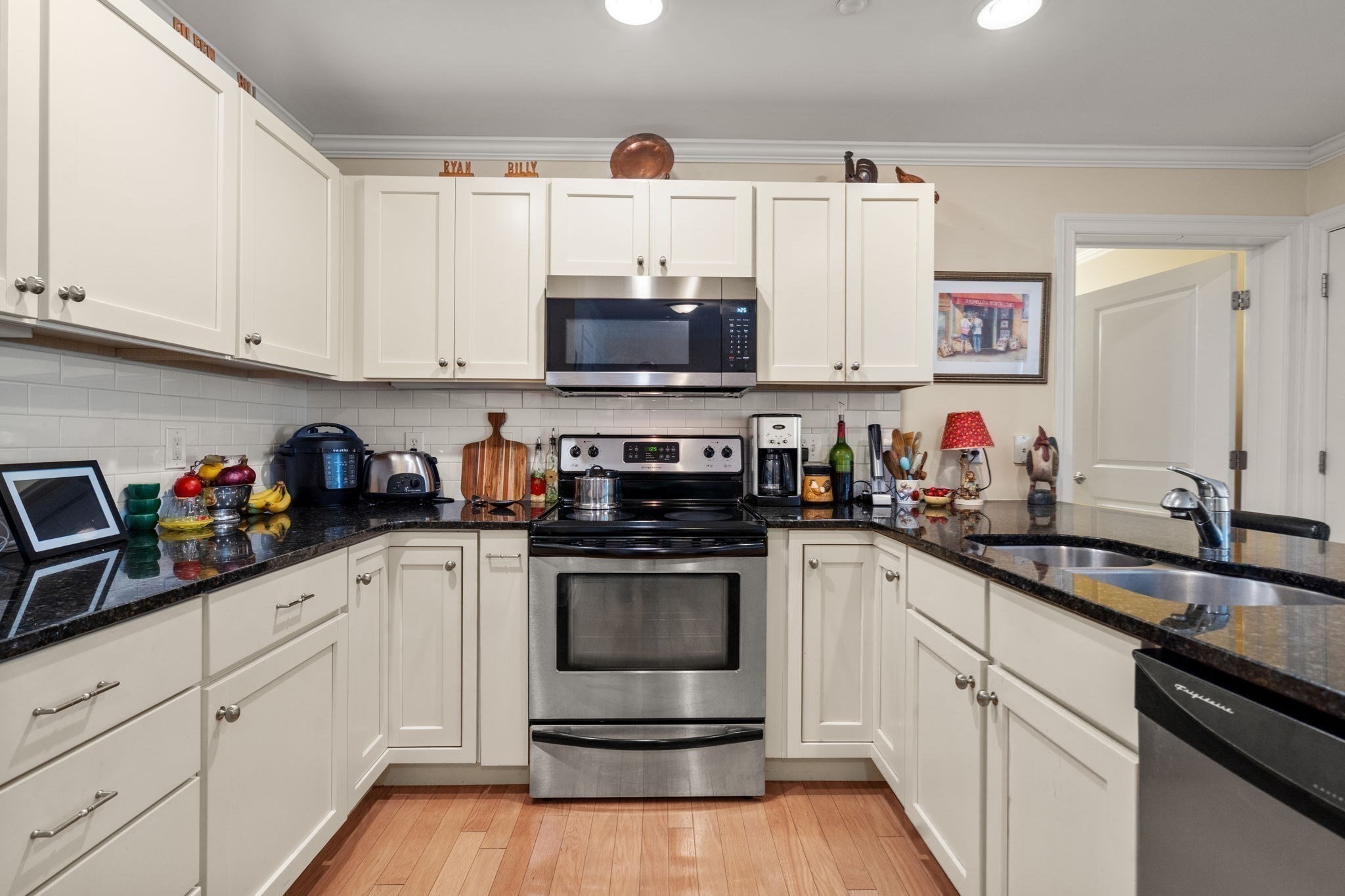8 Crowninshield St Unit 212, Peabody, MA 01960 - Image 6