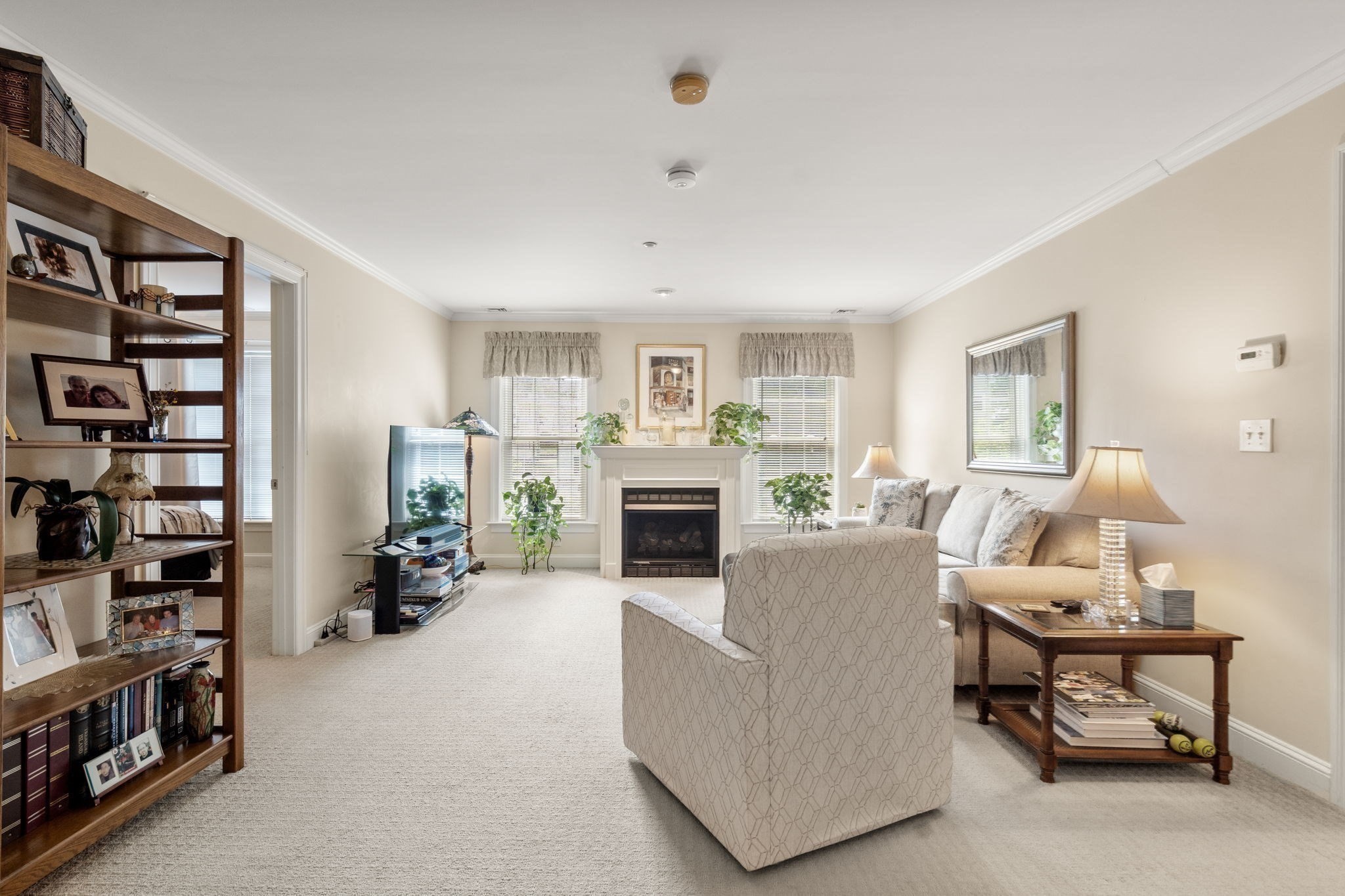 8 Crowninshield St Unit 212, Peabody, MA 01960 - Image 7