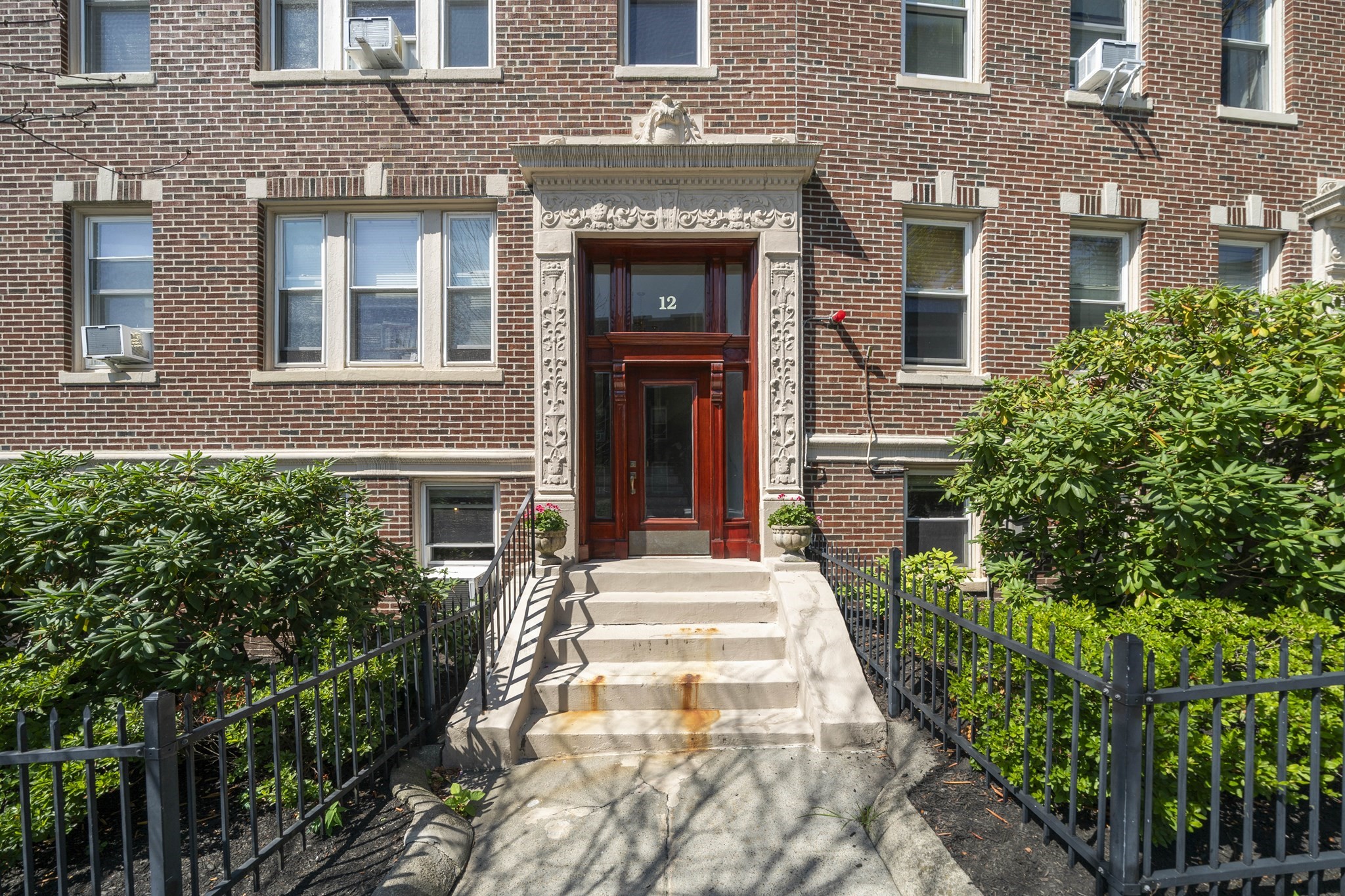 12 James Street Unit B, Brookline, MA 02446