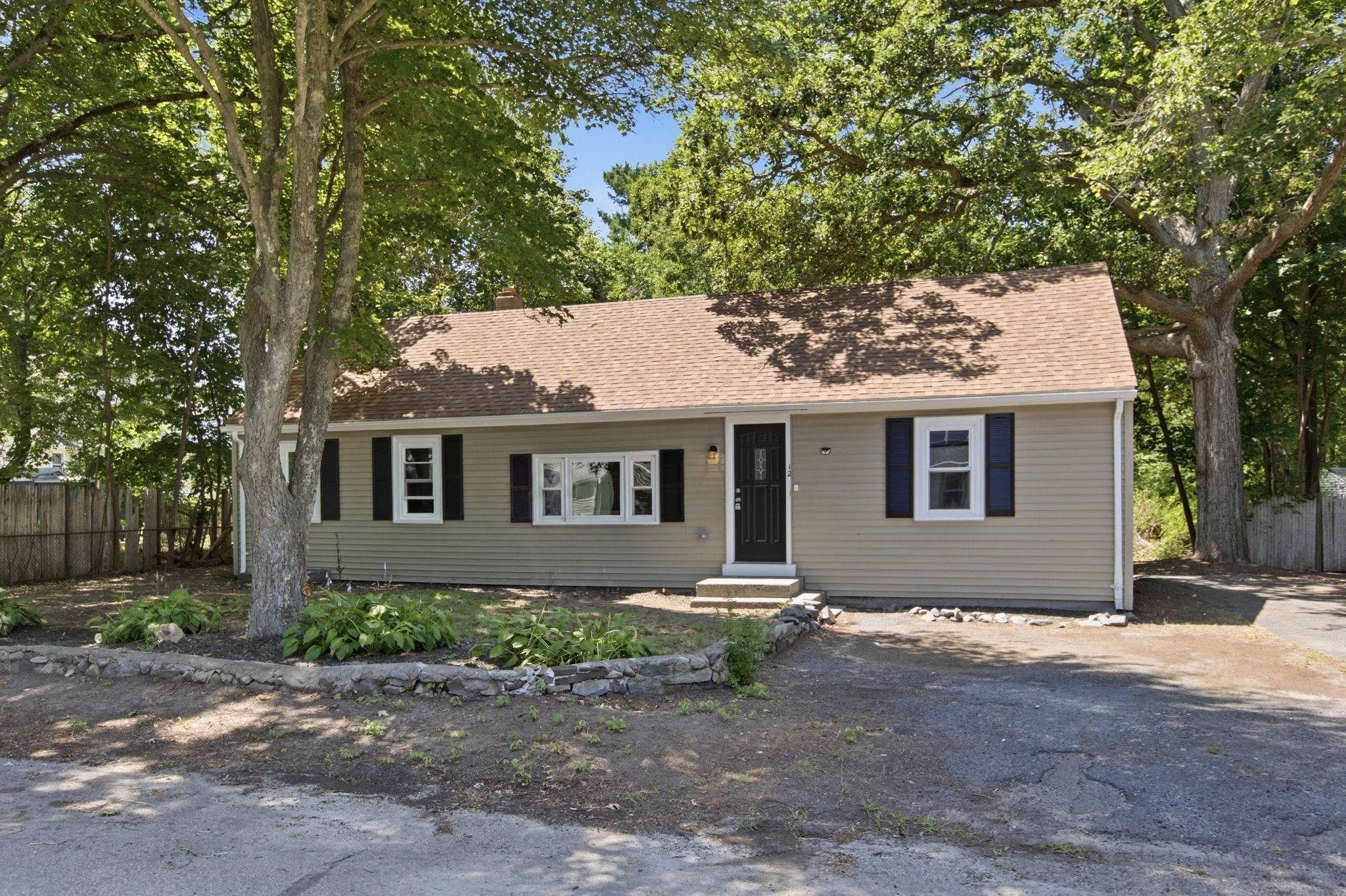 12 Elizabeth St, Stoughton, MA 02072
