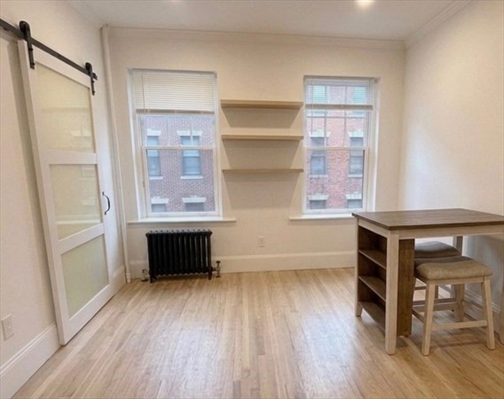 11 Irving St, Apt 6