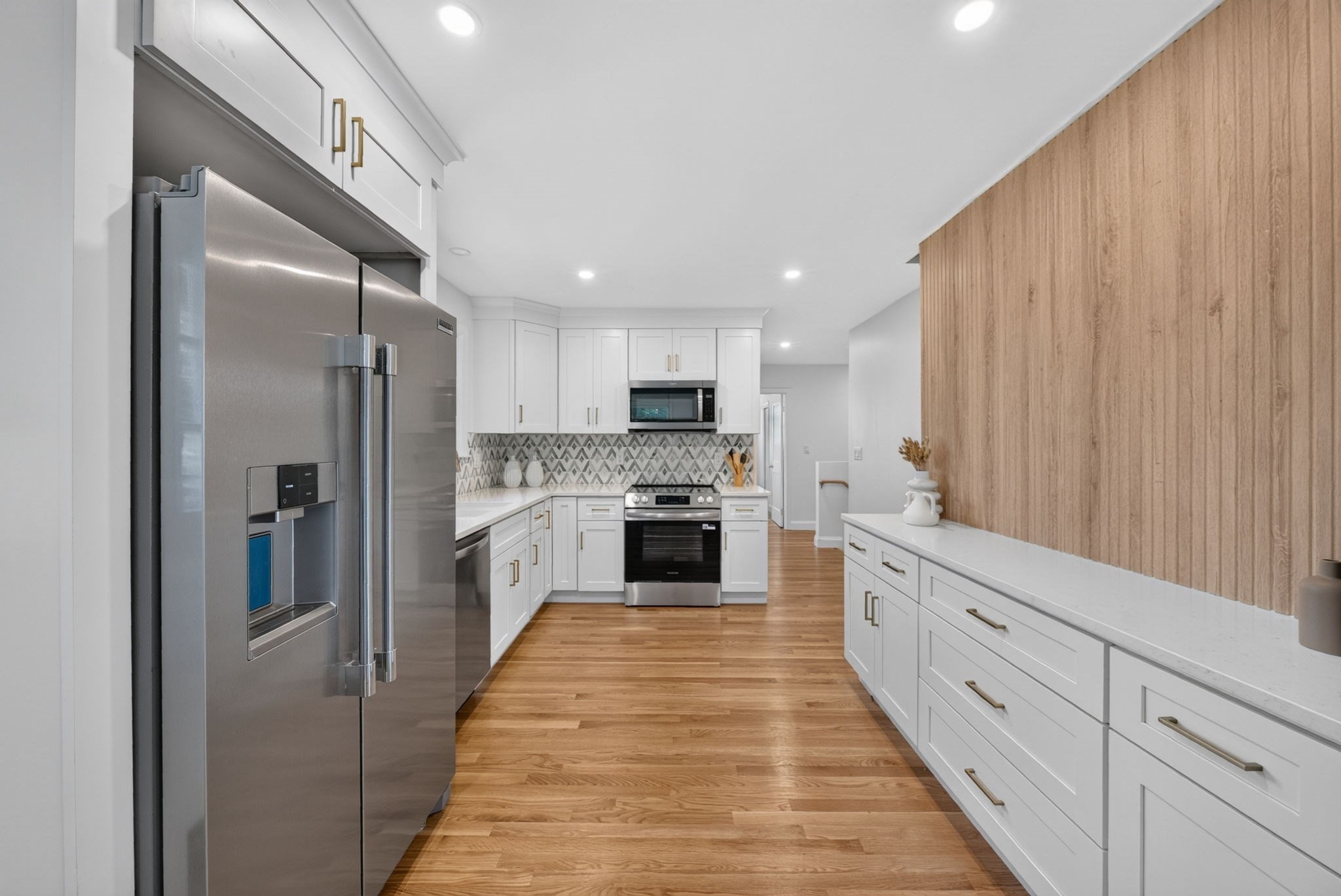 8 Everett St, Wakefield, MA 01880 - Image 7