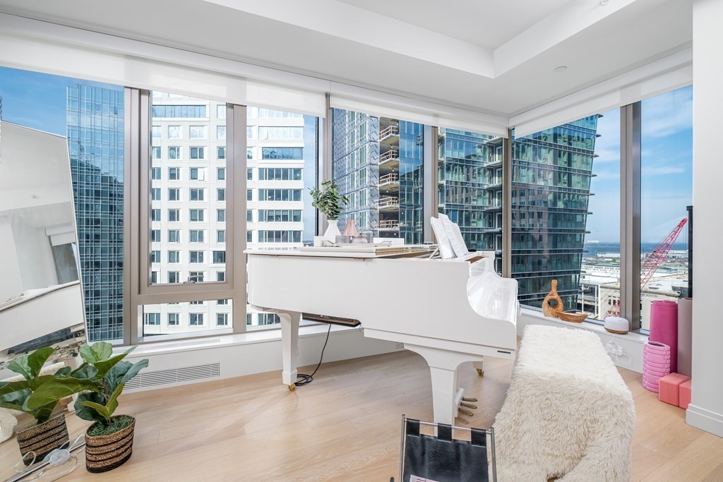 133 Seaport Blvd Unit 1510, Seaport, Boston, MA 02210