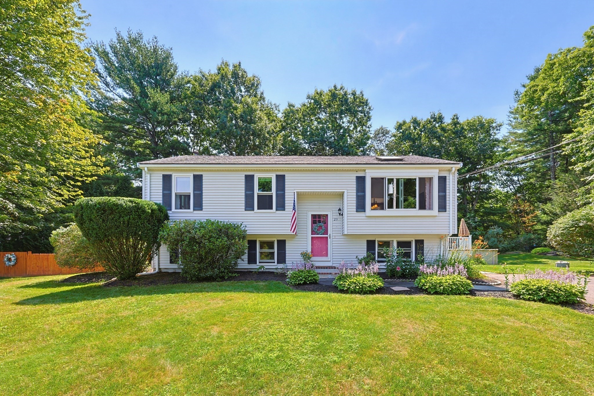 29 Tide Meadows Dr, Berkley, MA 02779