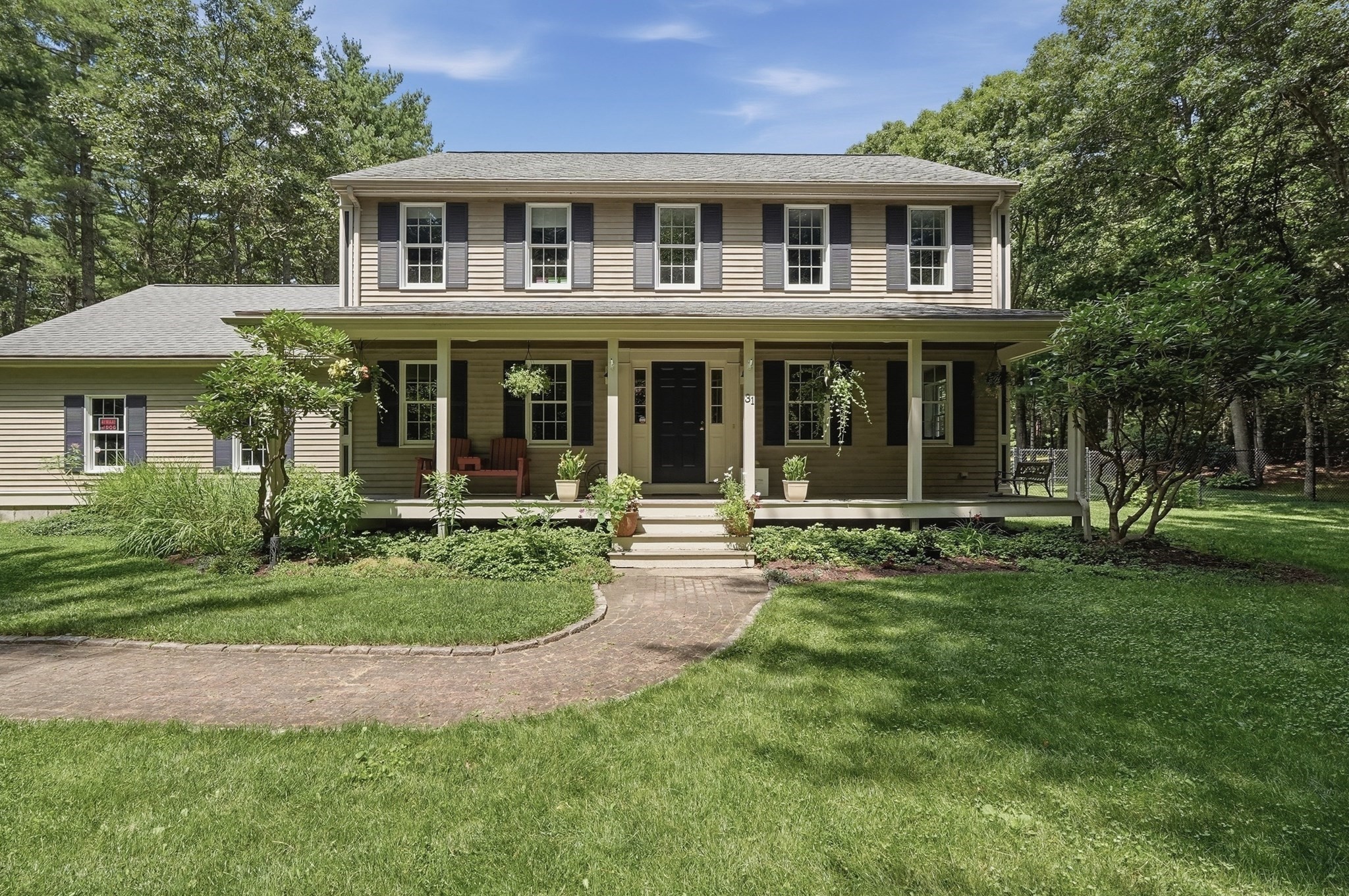 31 Pine Street, Middleboro, MA 02346