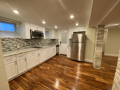 16 Crescent Ave., Apt B