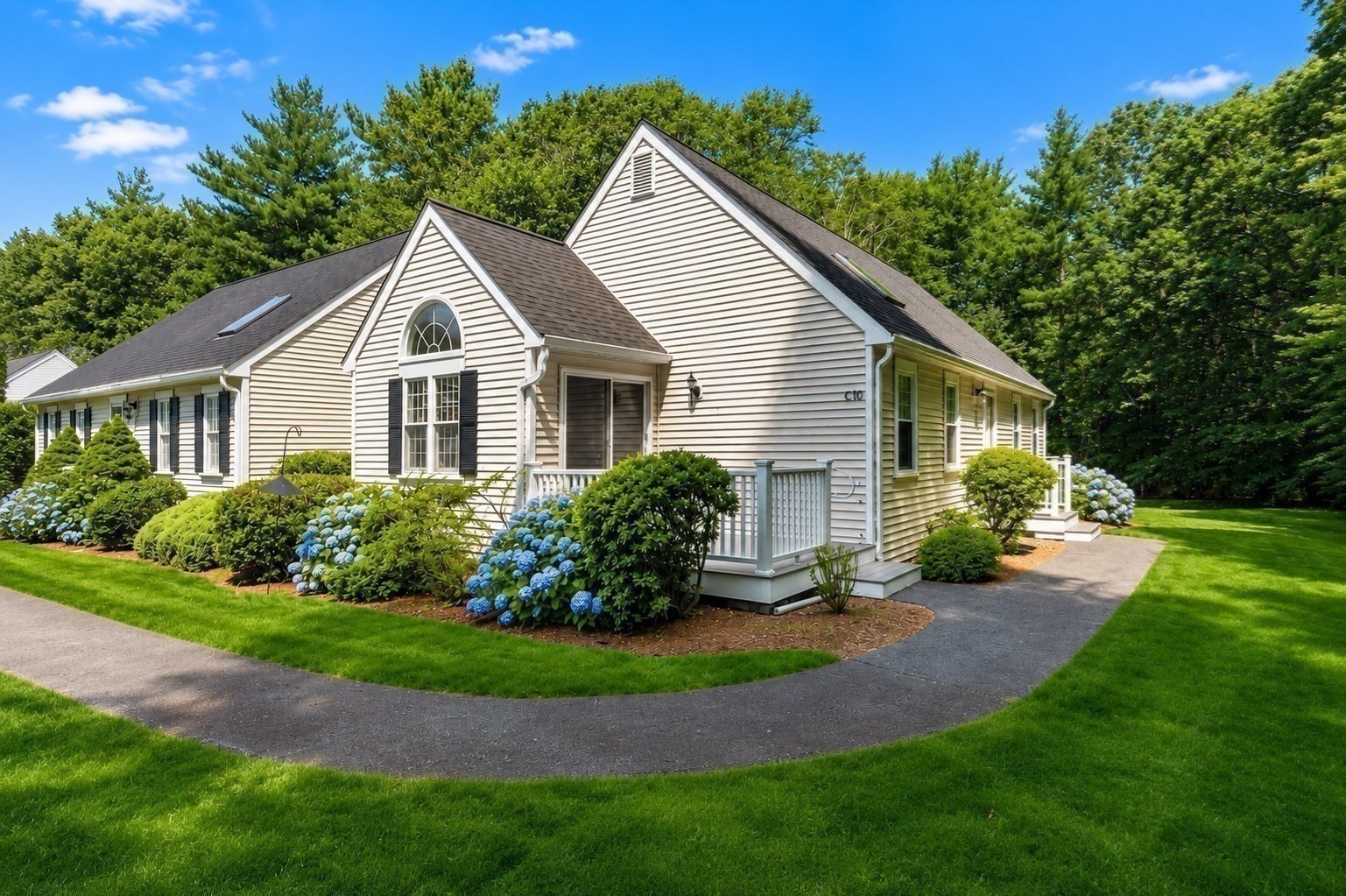 547 Washington St Unit C10, Pembroke, MA 02359