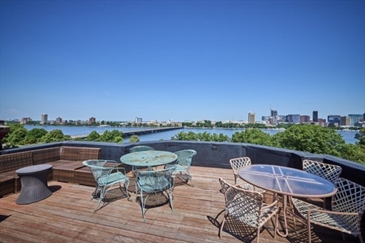 458 Beacon, Apt 1
