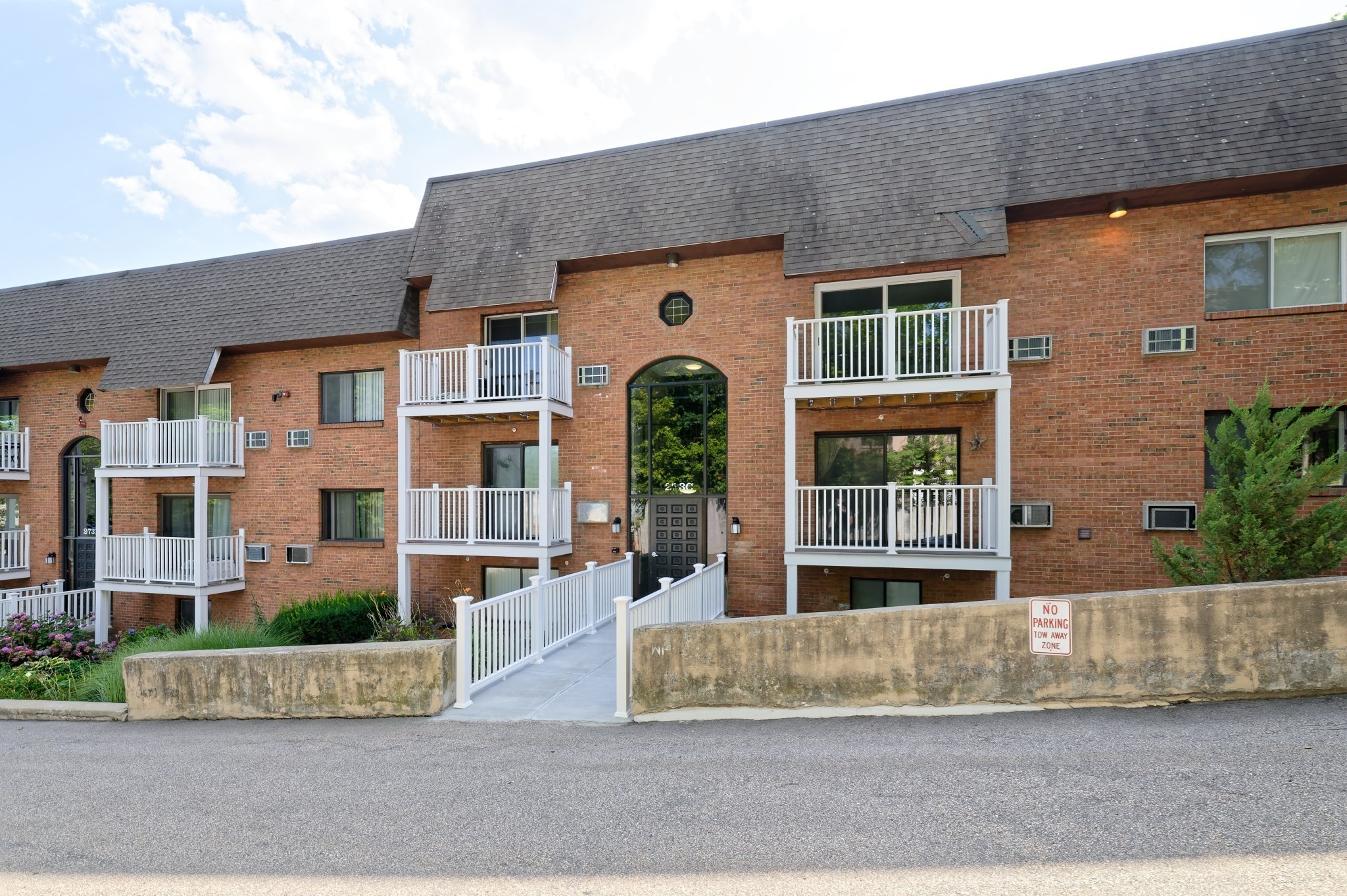273 W Main Street Unit 2, Marlborough, MA 01752