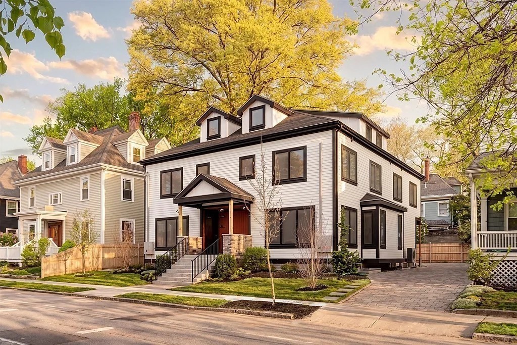 40 Stedman Street, Brookline, MA 02446