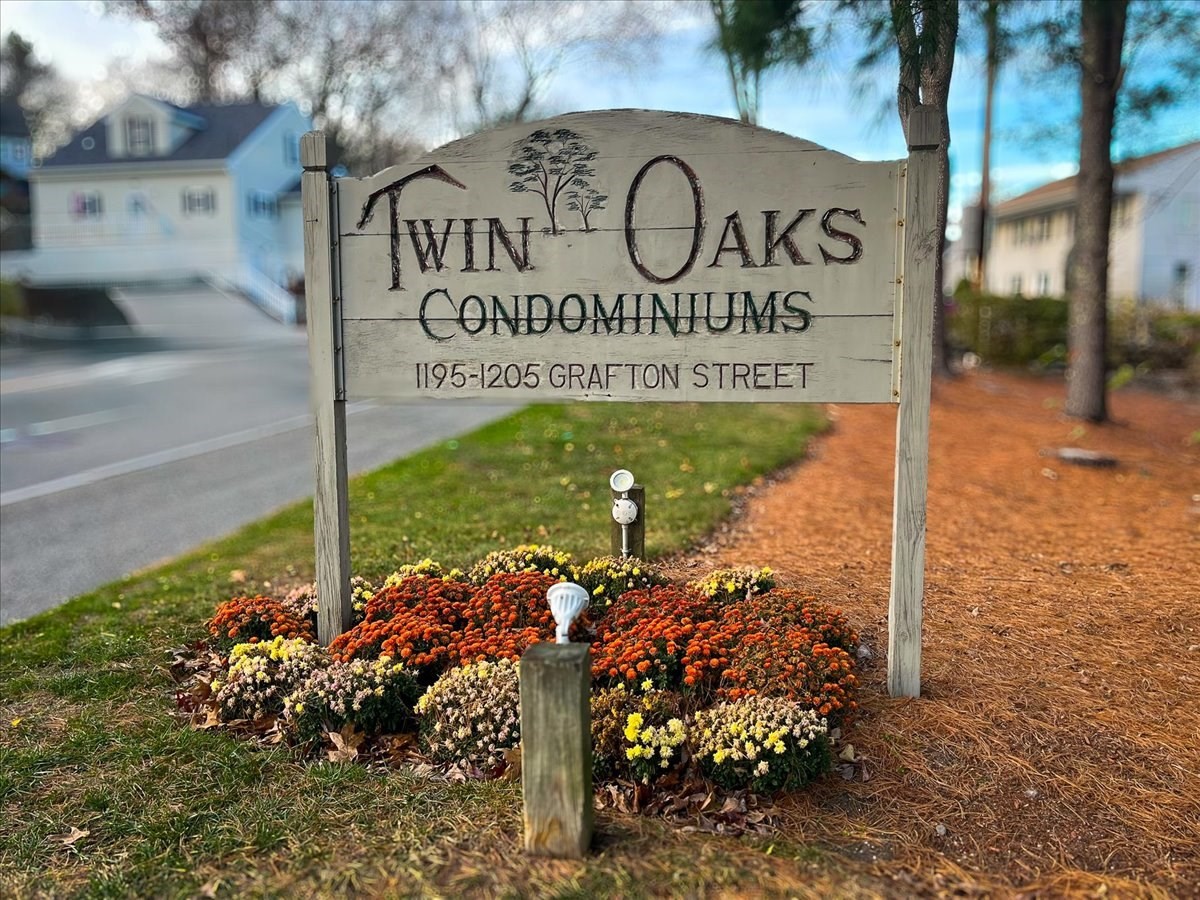 1205 Grafton Street Unit B-23, Worcester, MA 01604