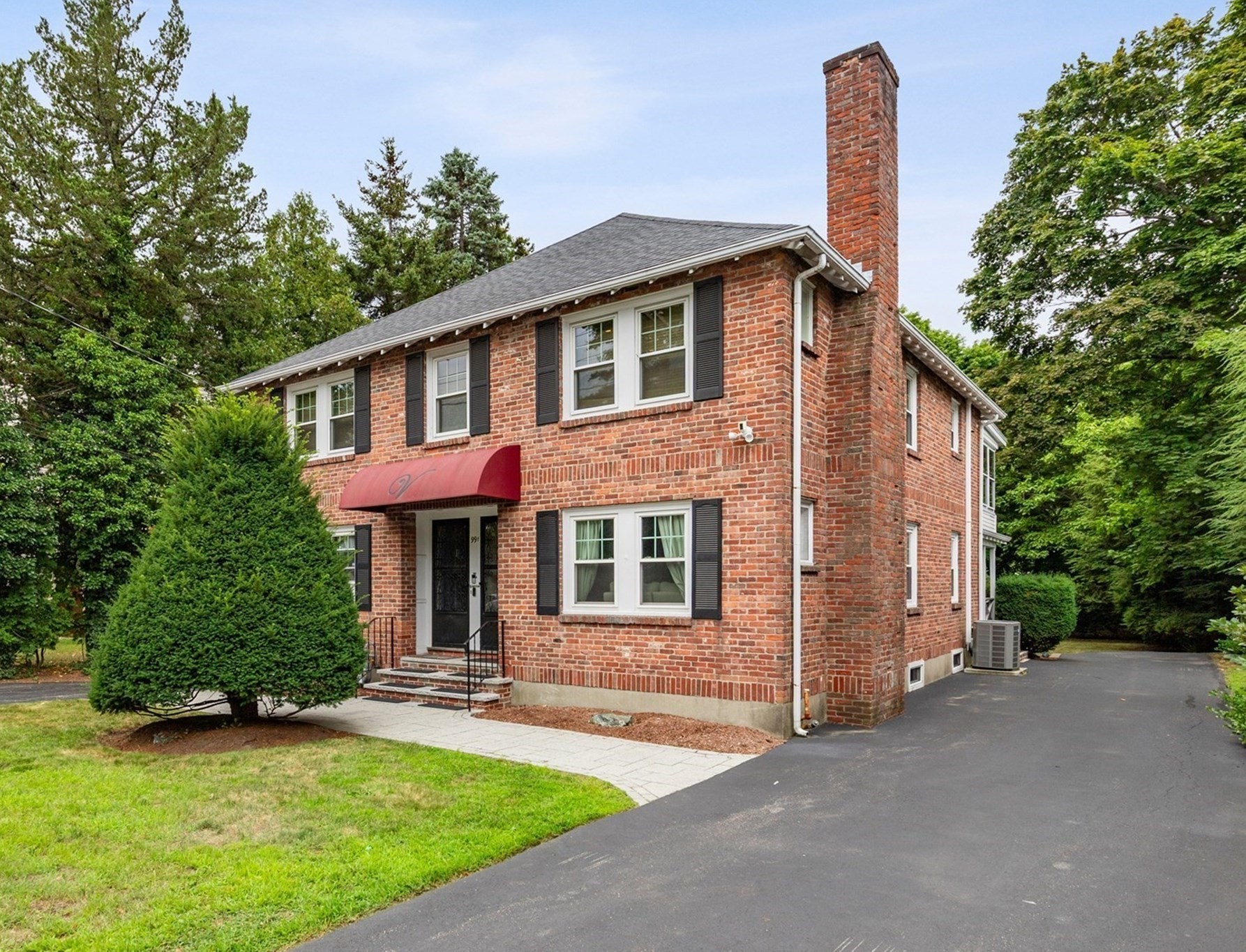 991 Main St, Wakefield, MA 01880