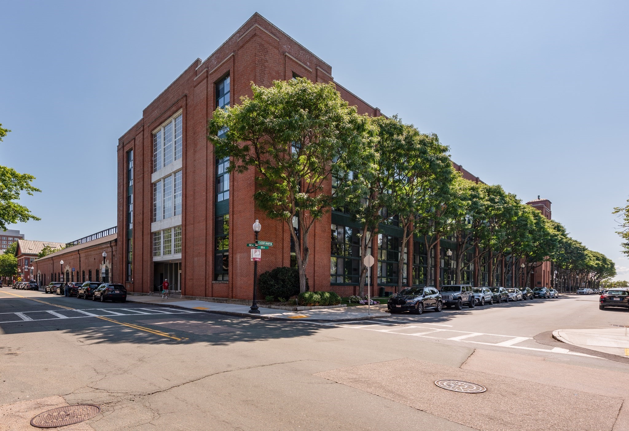 42 Eighth St Unit 1305, Charlestown, Boston, MA 02129