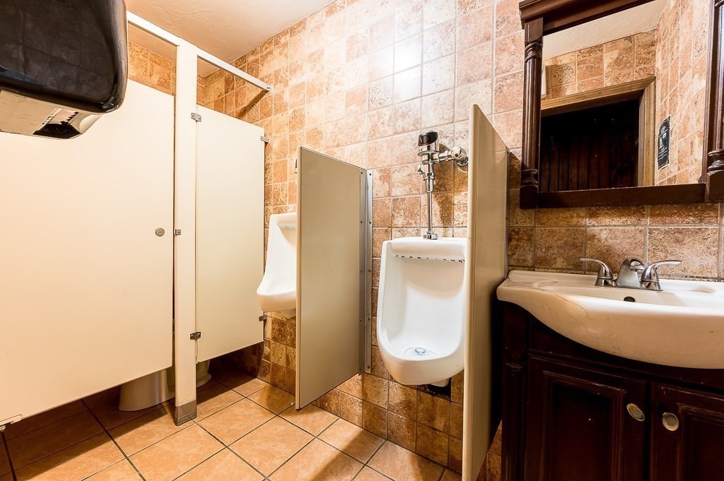 40 Chestnut Street, Spencer, MA 01562 - Image 24