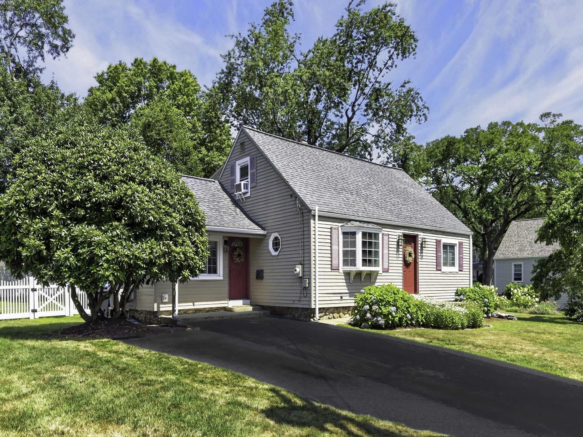 47 Maple Cir, Shrewsbury, MA 01545