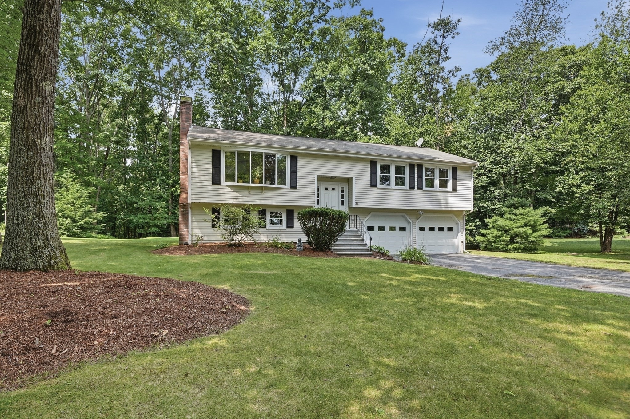 36 Valentine Rd, Northborough, MA 01532