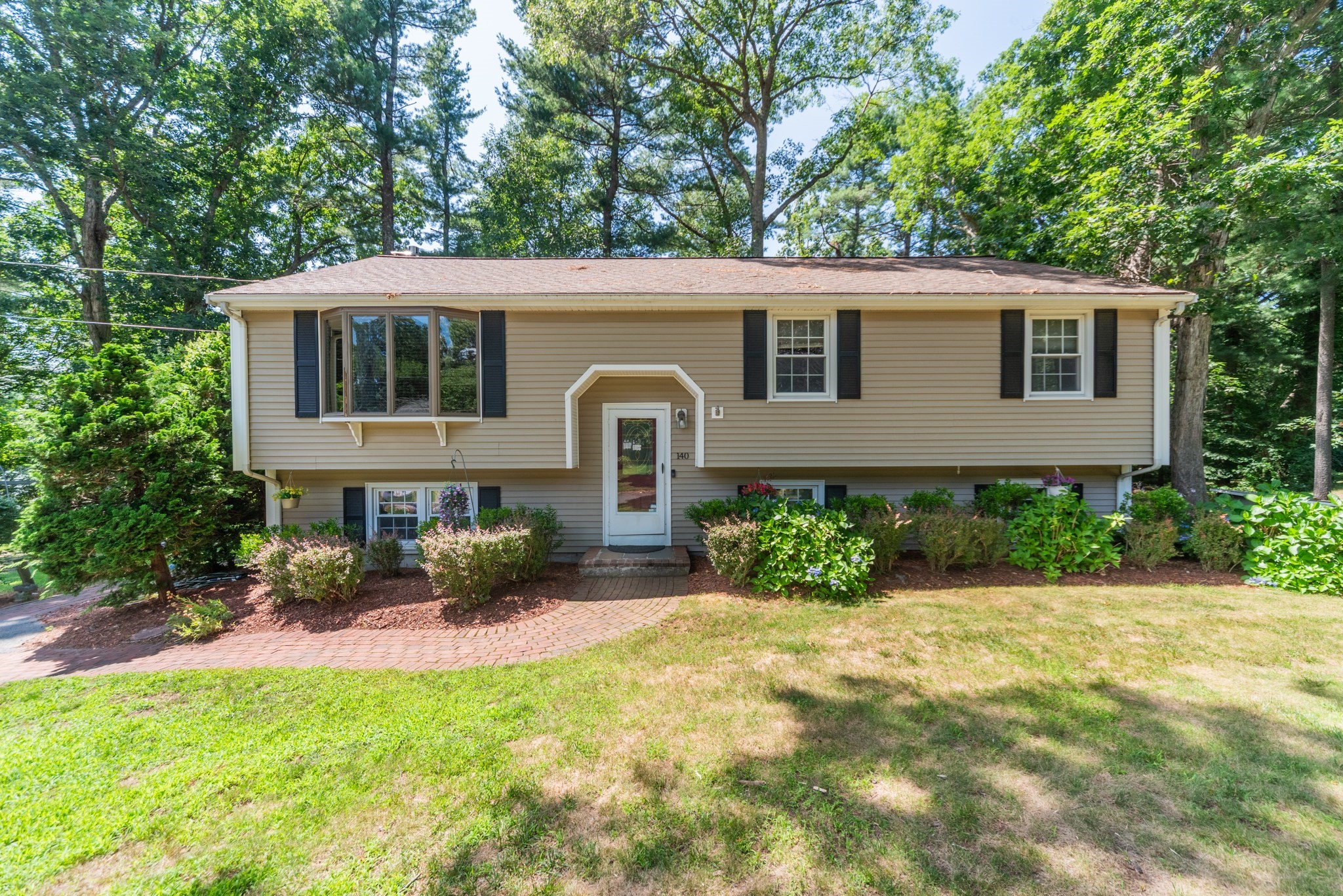 140 Bayberry Cir, Bridgewater, MA 02324