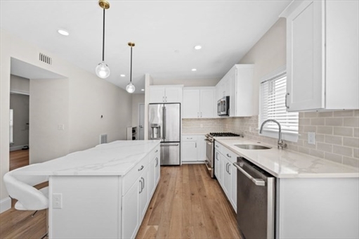 27 Ward St, Apt 302