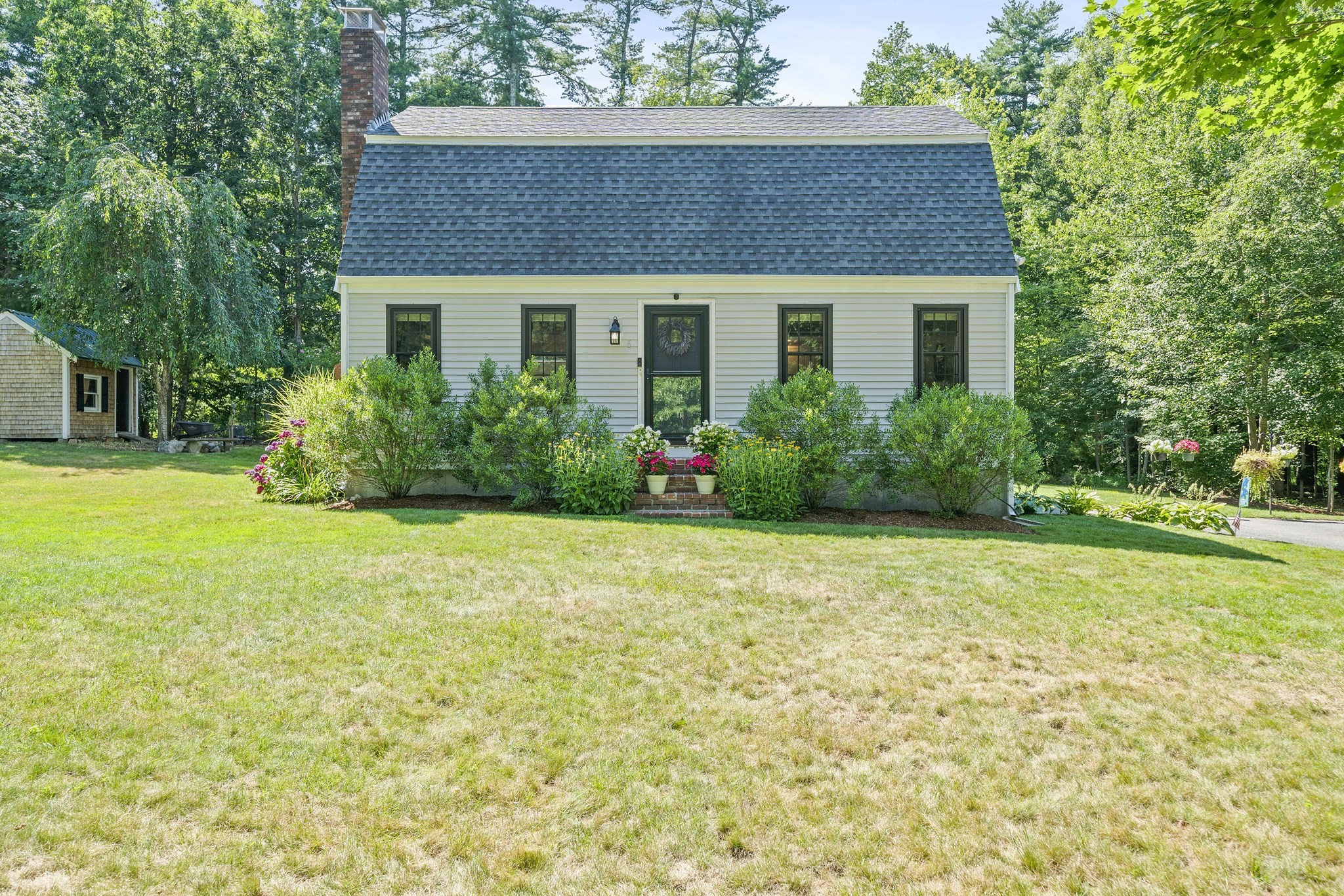 6 Stonewall Ter, Kingston, MA 02364