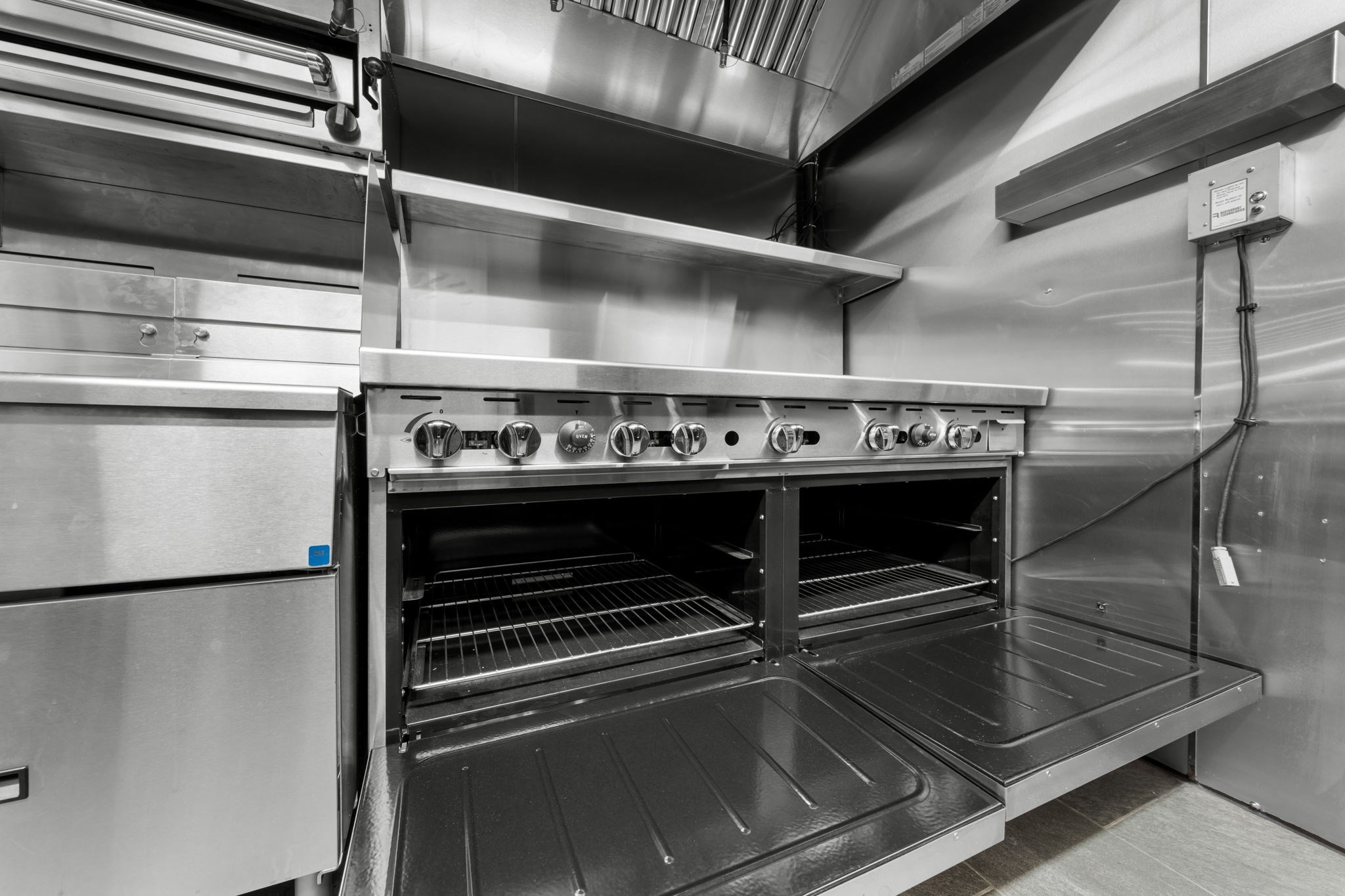 289 Acushnet Ave, New Bedford, MA 02740 - Image 21