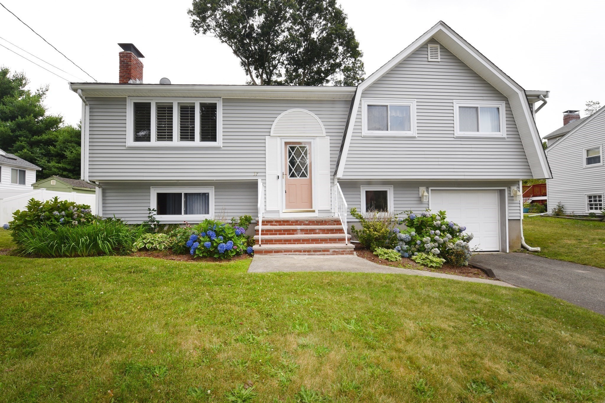 37 Thornton Ave, Brockton, MA 02301