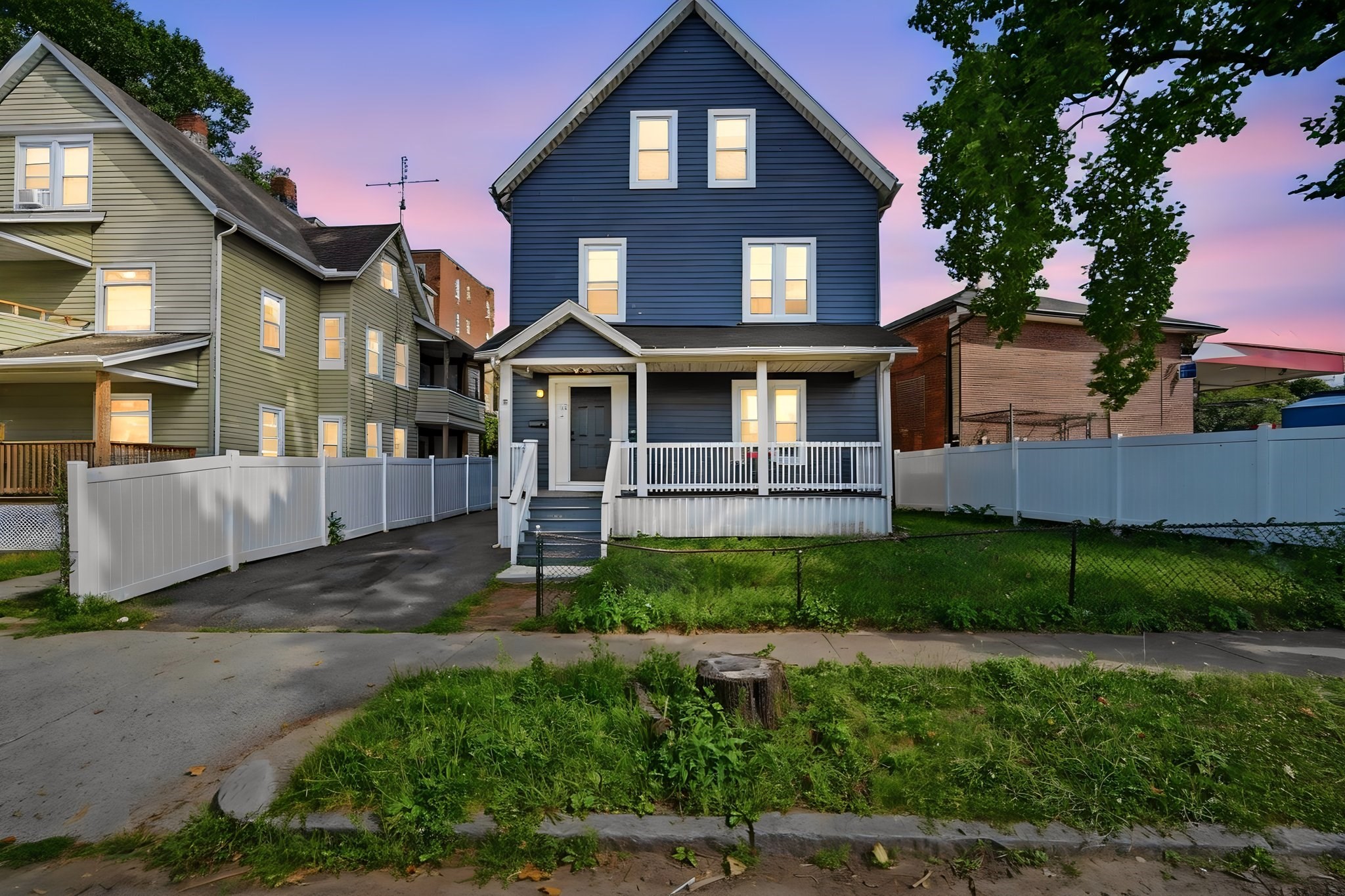 15 Warriner Ave, Springfield, MA 01108